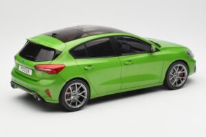 Ford Focus ST Mk4 Groen MCG 1:18 MCG18452 Metaal — afbeelding 2 van 6