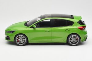 Ford Focus ST Mk4 Groen MCG 1:18 MCG18452 Metaal — afbeelding 3 van 6
