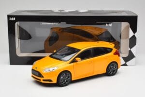 Ford Focus ST Mk2 Tangerine Scream Minichamps 1:18 110082005 Metaal — afbeelding 8 van 8