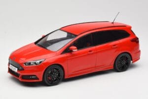 Ford Focus ST Turnier Mk3 Race Red MCG 1:18 MCG18466 Metaal