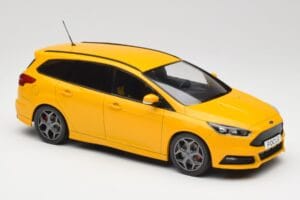 Ford Focus ST Turnier Mk3 Geel MCG 1:18 MCG18464 Metaal — afbeelding 4 van 6