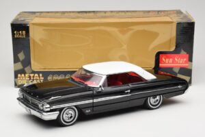 Ford Galaxie 500 Zwart Sun Star 1:18 1442 Metaal — afbeelding 8 van 8