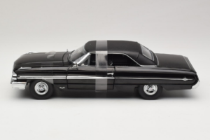 Ford Galaxie 500 Men in Black 3 Movie GreenLight 1:18 15301 Metaal — afbeelding 3 van 6