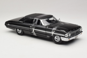Ford Galaxie 500 Men in Black 3 Movie GreenLight 1:18 15301 Metaal — afbeelding 4 van 6