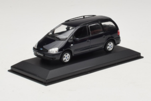 Ford Galaxy Mk2 Zwart Minichamps 1:43 GALAXY002 Metaal — afbeelding 2 van 4