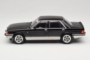 Ford Granada Mk2 2.8 Injection Gray Metallic MCG 1:18 MCG18536 Metaal — afbeelding 3 van 6