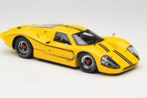 Ford GT40 Mk IV Geel 1967 Shelby Collectibles 1:18 31414S Metaal — afbeelding 6 van 8