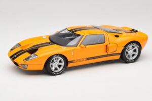 Ford GT Oranje Beanstalk Group 1:18 686500597 Metaal