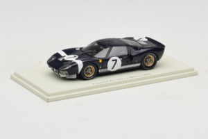 Ford GT40 Mk I #7 B. Bondurant / U. Maglioli 24 Hours of Le Mans 1965 Spark 1:43 S4536 Hars — afbeelding 2 van 4