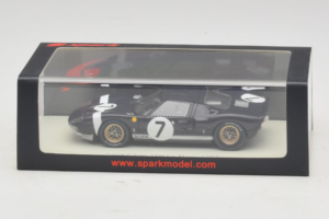 Ford GT40 Mk I #7 B. Bondurant / U. Maglioli 24 Hours of Le Mans 1965 Spark 1:43 S4536 Hars — afbeelding 4 van 4