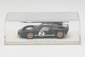 Ford GT40 Mk II #2 B. McLaren / C. Amon Shelby American Winner 24 Hours of Le Mans 1966 Spark 1:43 43LM66-O1 Hars — afbeelding 4 van 4