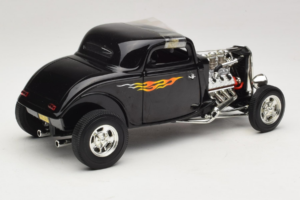 Ford Hot Rod Zwart Rydell High Grease ERTL 1:18 36602 Metaal — afbeelding 2 van 6