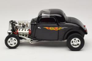 Ford Hot Rod Zwart Rydell High Grease ERTL 1:18 36602 Metaal — afbeelding 3 van 6