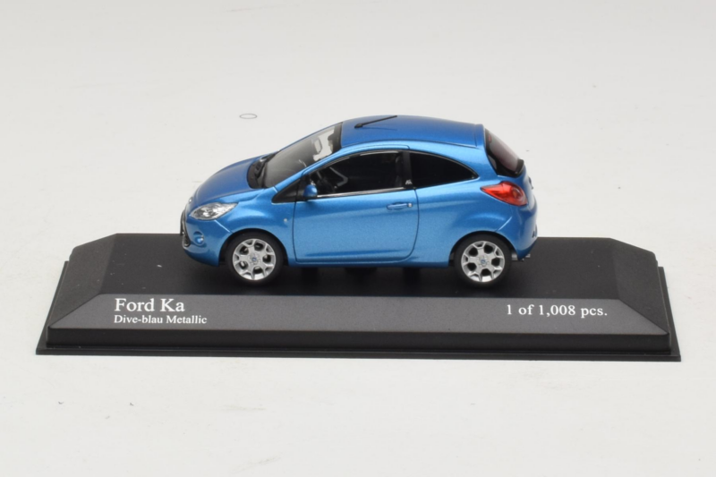 Ford Ka Blue Metallic Minichamps 1:43 400088202 Metaal