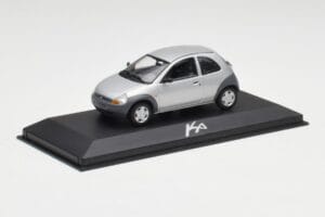 Ford Ka Mk1 Zilvergrijs Minichamps 1:43 130248 Metaal — afbeelding 2 van 4