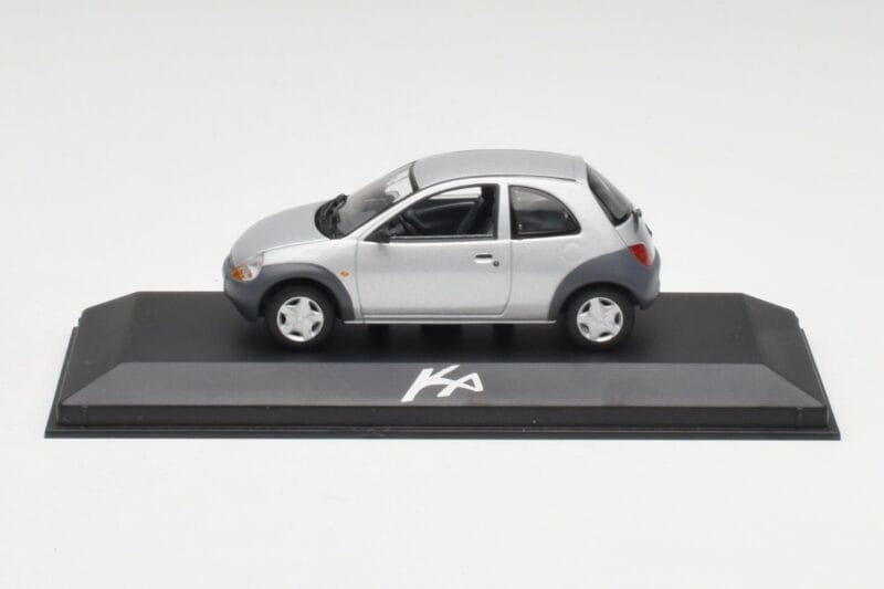 Ford Ka Mk1 Zilvergrijs Minichamps 1:43 130248 Metaal
