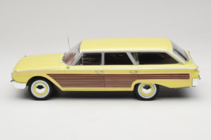 Ford Country Squire Geel MCG 1:18 MCG18048 Metaal — afbeelding 3 van 6