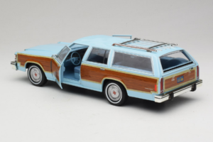 Ford LTD Country Squire Charlie's Angels Movie GreenLight 1:18 19066 Metaal — afbeelding 5 van 8