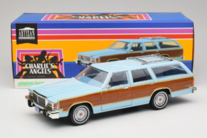 Ford LTD Country Squire Charlie's Angels Movie GreenLight 1:18 19066 Metaal — afbeelding 8 van 8