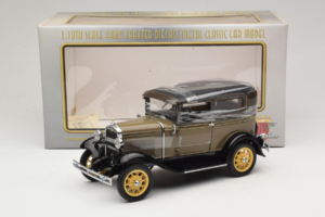 Ford Model A Tudor Chicle Drab Motor City 1:18 41003 Metaal — afbeelding 6 van 6