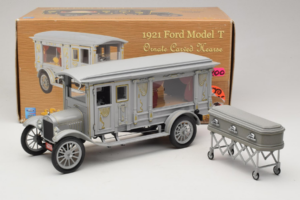 Ford Model T Sierlijk Gesneden Lijkwagen Precision Miniatures 1:18 PMSC-07G Metaal — afbeelding 8 van 8