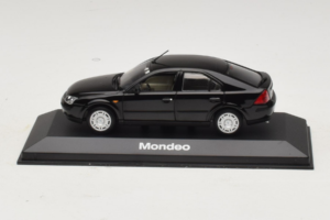Ford Mondeo Mk3 Zwart Minichamps 1:43 MONDEO004 Metaal