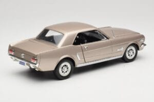 Ford Mustang 1964 1/2 Zilver Mira 1:18 6127 Metaal — afbeelding 3 van 8