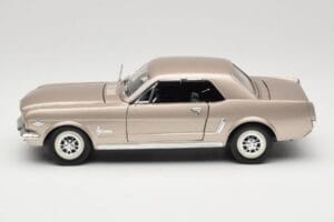 Ford Mustang 1964 1/2 Zilver Mira 1:18 6127 Metaal — afbeelding 4 van 8