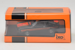 Ford Mustang Cobra II Zwart IXO 1:43 CLC599N Metaal — afbeelding 4 van 4
