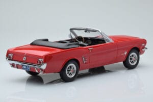 Ford Mustang Cabriolet Rood Norev 1:18 182810 Metaal — afbeelding 2 van 6