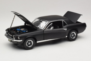 Ford Mustang Creed Movie GreenLight 1:18 13611 Metaal — afbeelding 2 van 8