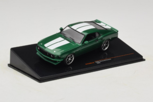 Ford Mustang Custom Groen IXO 1:43 CLC530N Metaal — afbeelding 2 van 4