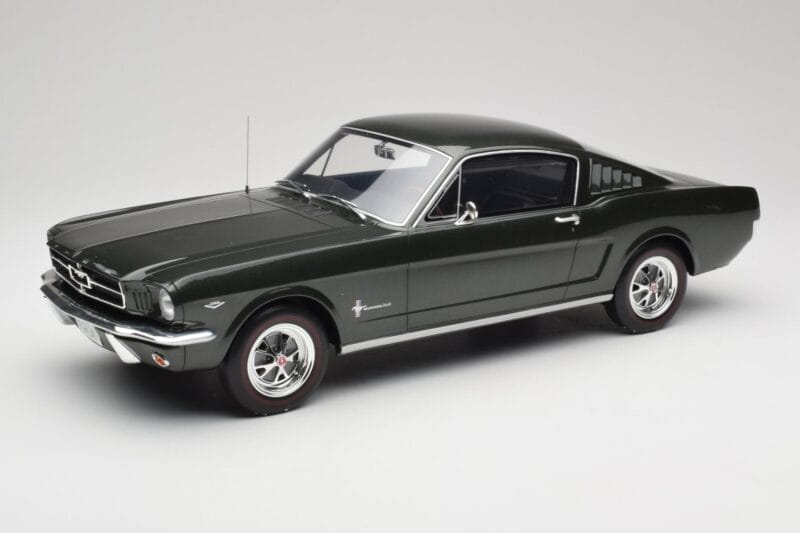 Ford Mustang Fastback Ivy Green Otto 1:12 G079 Hars