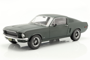 Ford Mustang Fastback Satin Green Metallic Norev 1:12 122702 Metaal