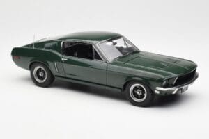 Ford Mustang GT Bullitt Groen AUTOart 1:18 72812 Metaal — afbeelding 6 van 8