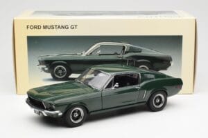 Ford Mustang GT Bullitt Groen AUTOart 1:18 72812 Metaal — afbeelding 8 van 8