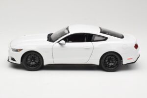 Ford Mustang GT S550 Wit Maisto 1:18 31197 Metaal — afbeelding 4 van 8