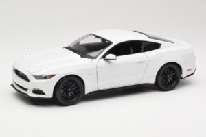 Ford Mustang GT S550 Wit Maisto 1:18 31197 Metaal