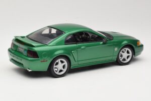 Ford Mustang GT SN95 Groen Maisto 1:18 50326 Metaal — afbeelding 3 van 8