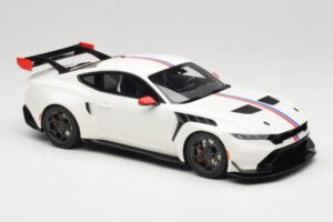 Ford Mustang GTD S650 Spirit of America Performance White GT Spirit 1:18 GT956 Hars — afbeelding 4 van 6