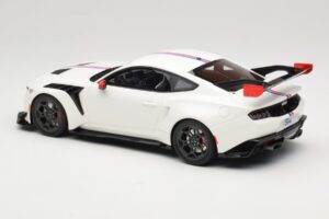 Ford Mustang GTD S650 Spirit of America Performance White GT Spirit 1:18 GT956 Hars — afbeelding 5 van 6