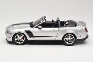 Ford Mustang S197 Roush 427R Cabriolet Zilver Maisto 1:18 31669 Metaal — afbeelding 4 van 8