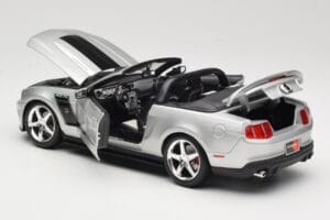 Ford Mustang S197 Roush 427R Cabriolet Zilver Maisto 1:18 31669 Metaal — afbeelding 5 van 8