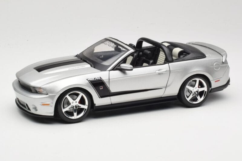 Ford Mustang S197 Roush 427R Cabriolet Zilver Maisto 1:18 31669 Metaal