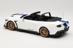 Ford Mustang S650 Shelby Super Snake Oxford White GT Spirit 1:18 GT572 Hars — afbeelding 5 van 6