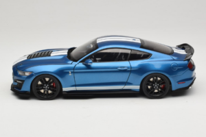 Ford Mustang Shelby GT500 S550 Atlas Blue Metallic IXO 1:18 18RDC244-FO Metaal — afbeelding 4 van 8