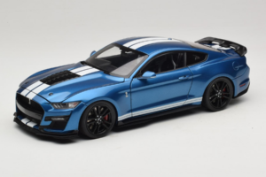 Ford Mustang Shelby GT500 S550 Atlas Blue Metallic IXO 1:18 18RDC244-FO Metaal
