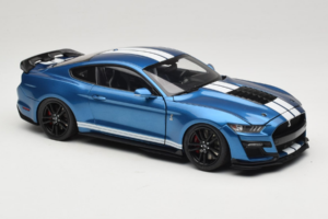 Ford Mustang Shelby GT500 S550 Atlas Blue Metallic IXO 1:18 18RDC244-FO Metaal — afbeelding 6 van 8