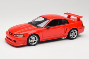 Ford Mustang SVT Cobra R SN95 Rood Maisto 1:18 531872 Metaal