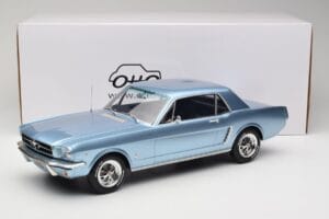 Ford Mustang V8 Hardtop Pony GT Silver Blue GT Spirit 1:12 G089 Hars — afbeelding 6 van 6